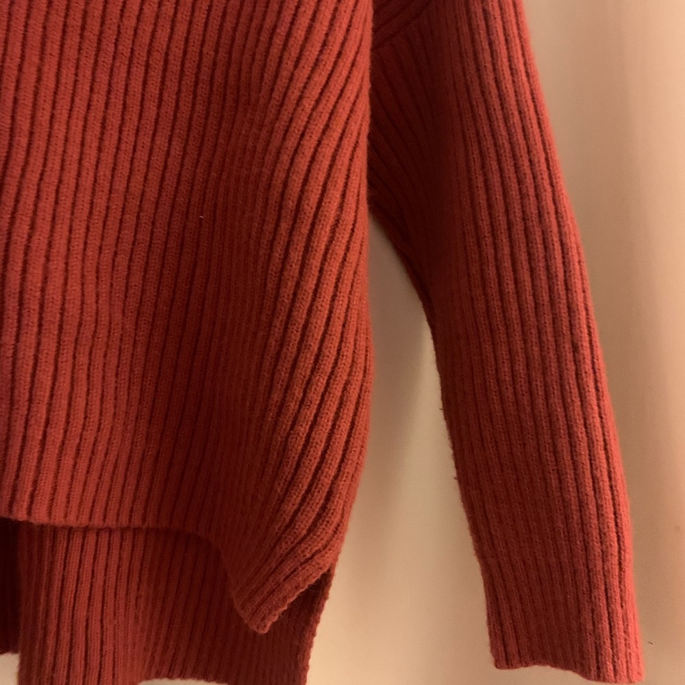 Brick-red Ribbon Knit - Picture 3 of 3